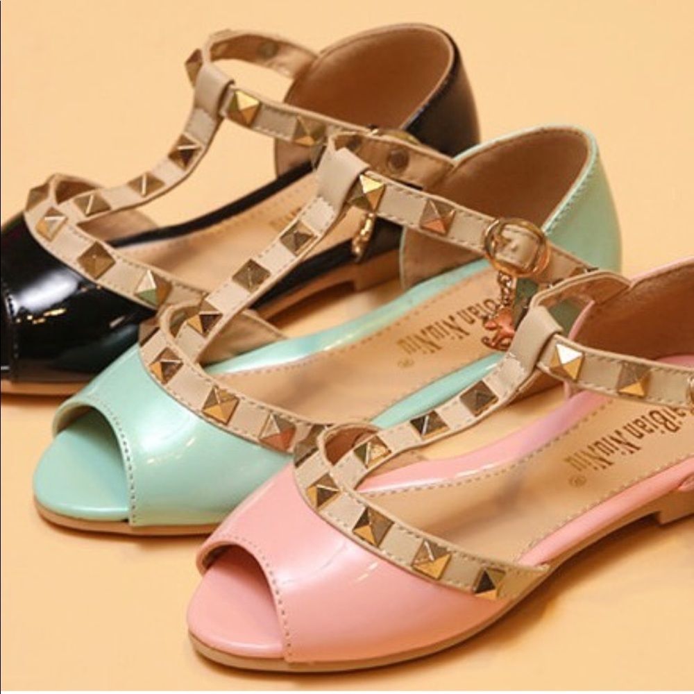 TODDLER GIRLS OPEN TOE STUDDED FLATS